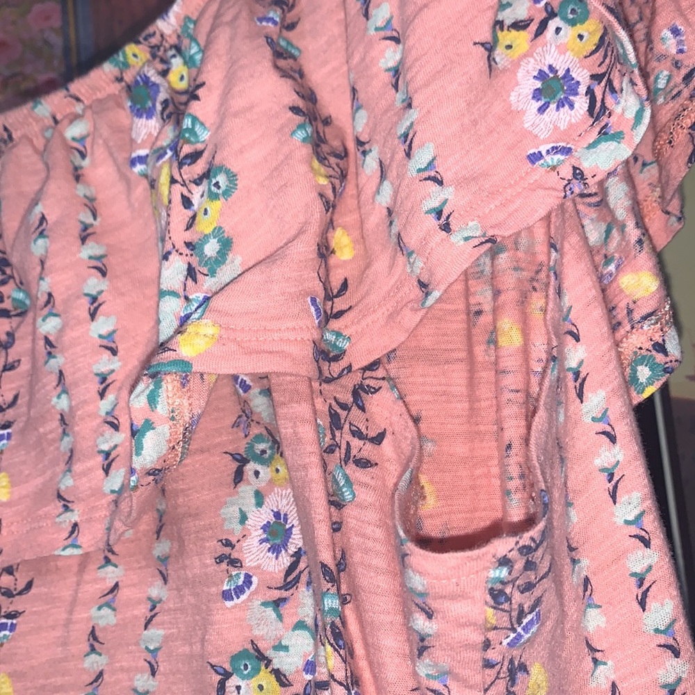 Off the shoulder Floral Top - Picture 4 of 5